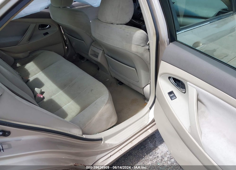 2009 TOYOTA CAMRY LE VIN: 4T1BE46K49U799700