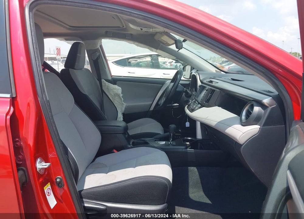2016 TOYOTA RAV4 XLE VIN: JTMWFREV7GJ098157
