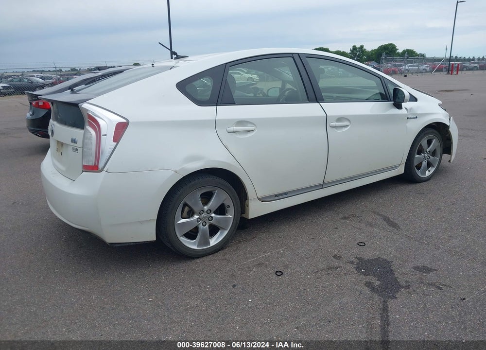 2013 TOYOTA PRIUS THREE SE VIN: JTDKN3DUXD1660023