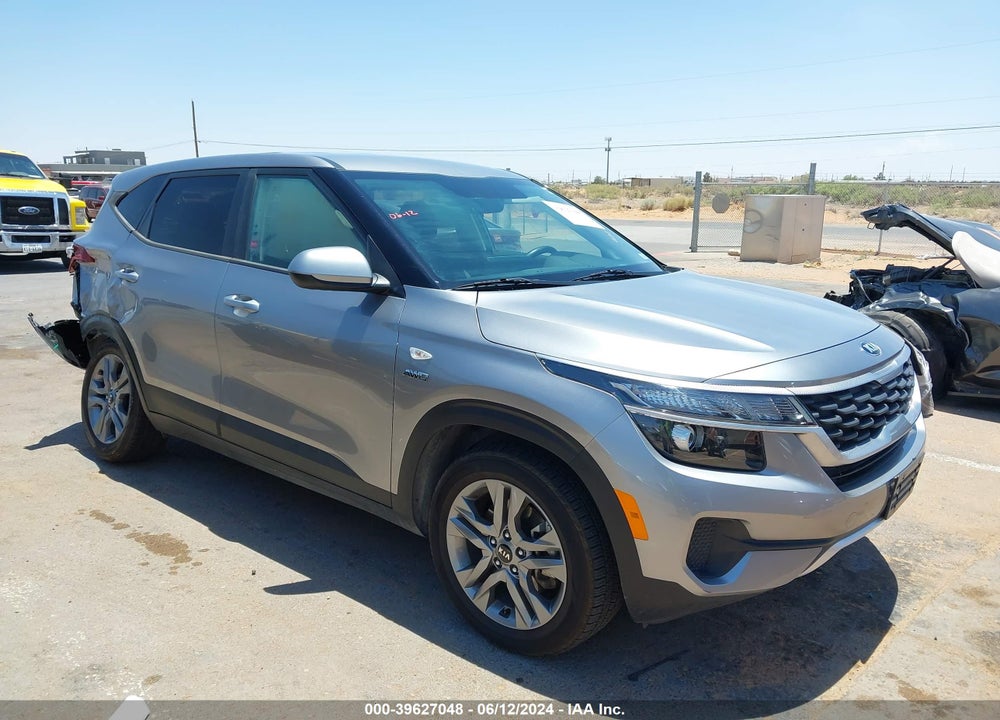 2021 KIA SELTOS LX VIN: KNDEPCAA7M7149884
