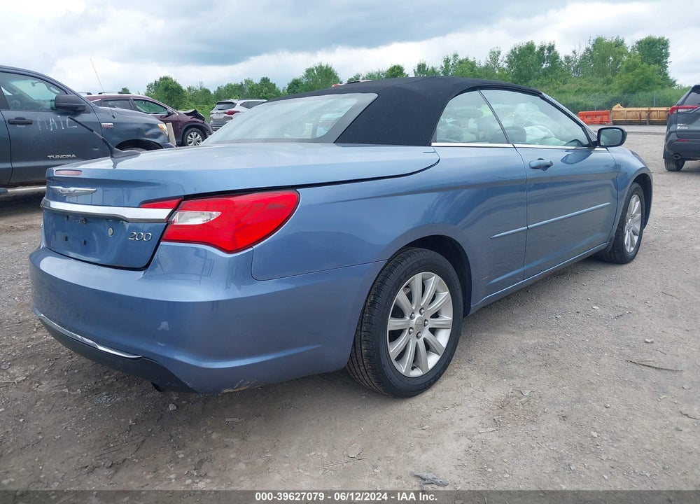 2011 CHRYSLER 200 TOURING VIN: 1C3BC2EB8BN617422