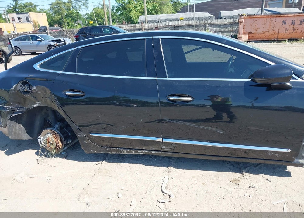 2017 BUICK LACROSSE ESSENCE VIN: 1G4ZP5SS7HU186845
