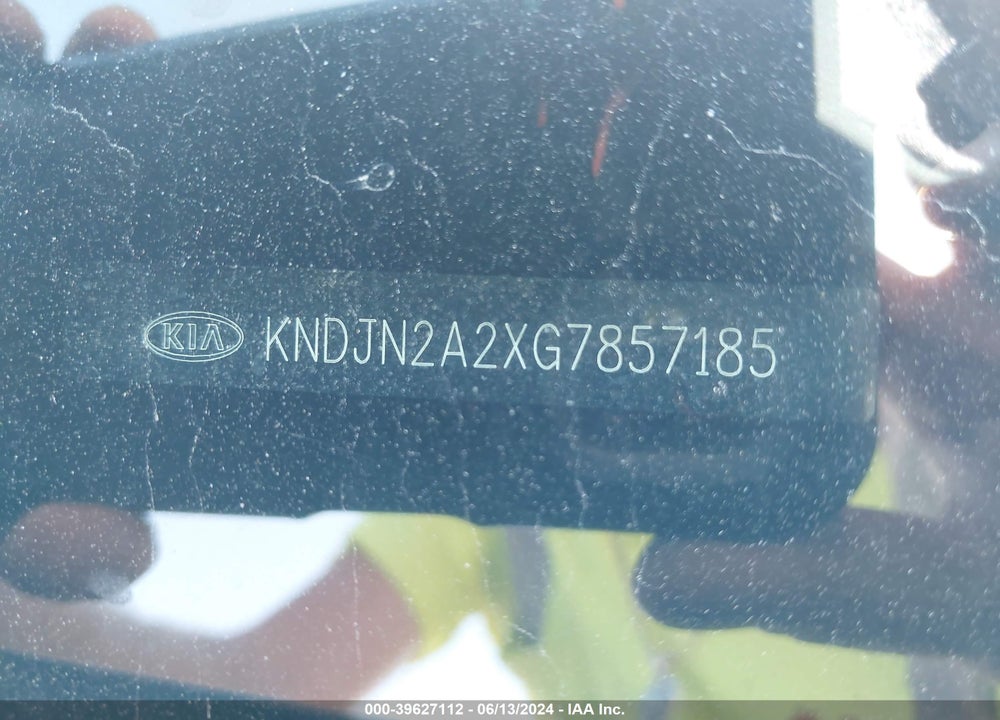 2016 KIA SOUL VIN: KNDJN2A2XG7857185