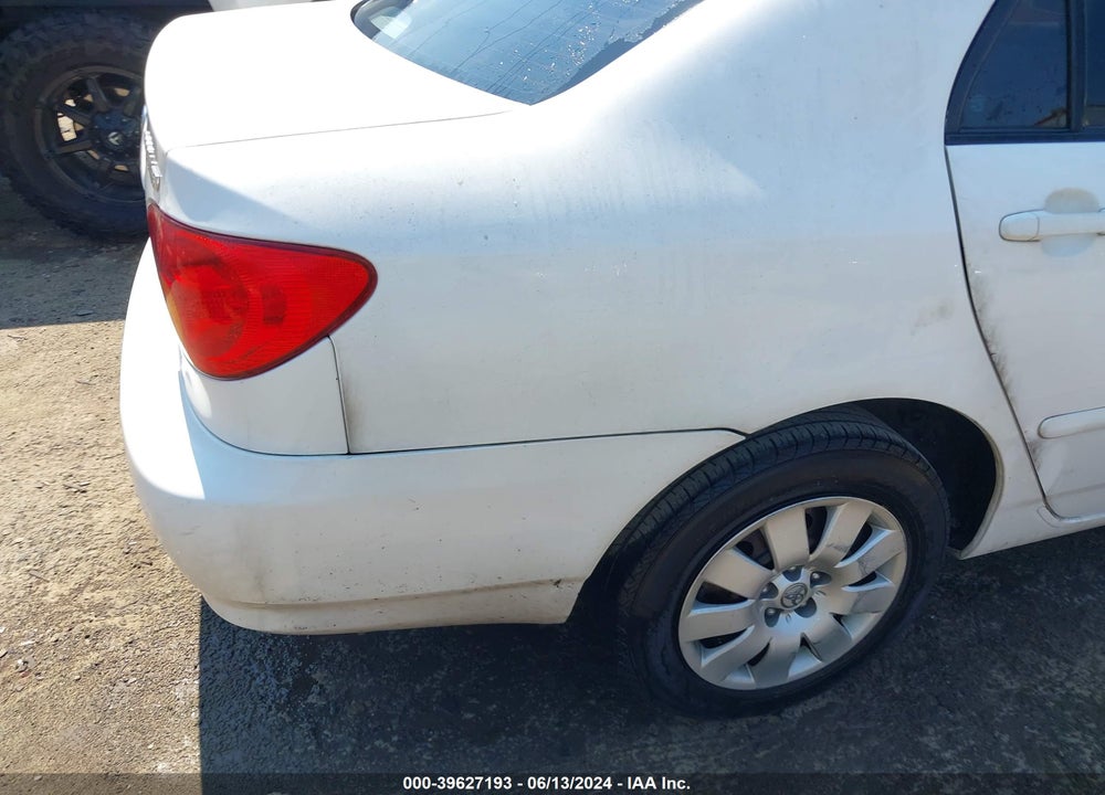 2004 TOYOTA COROLLA LE VIN: 2T1BR32E14C285652