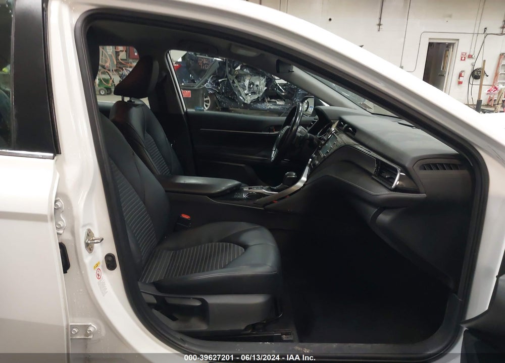 2019 TOYOTA CAMRY HYBRID SE VIN: 4T1B21HK1KU012017