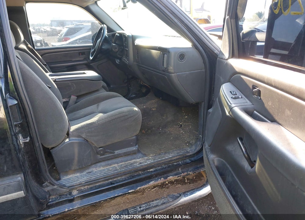 2005 CHEVROLET SILVERADO 2500HD LS VIN: 1GCHK29U45E109019
