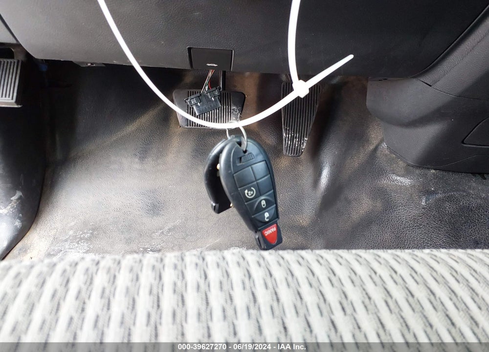 2012 RAM 1500 ST VIN: 1C6RD7FTXCS231512