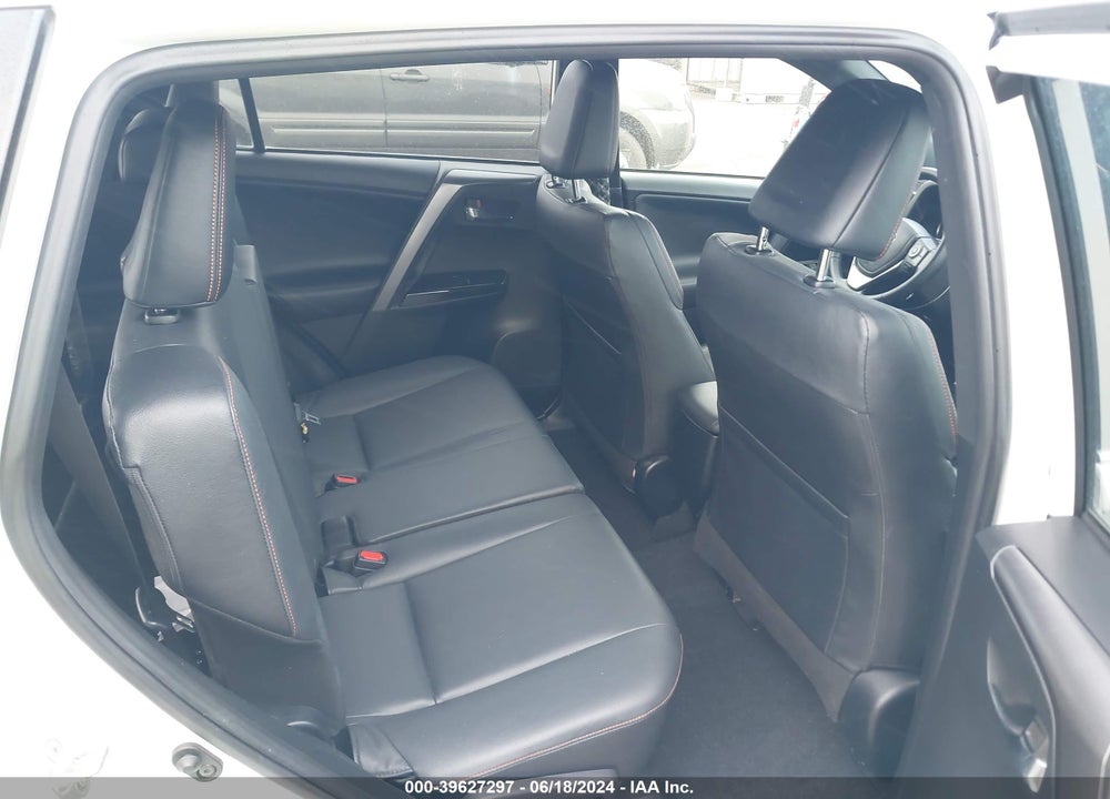 2017 TOYOTA RAV4 SE VIN: JTMNFREV7HJ717241