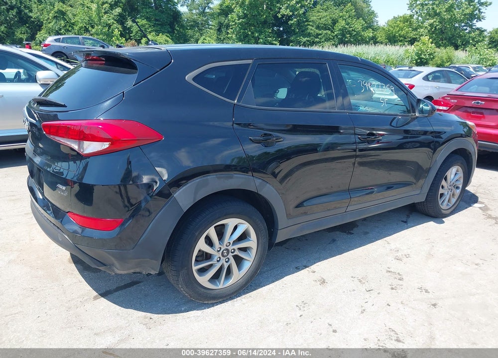 2018 HYUNDAI TUCSON SE VIN: KM8J2CA42JU639438