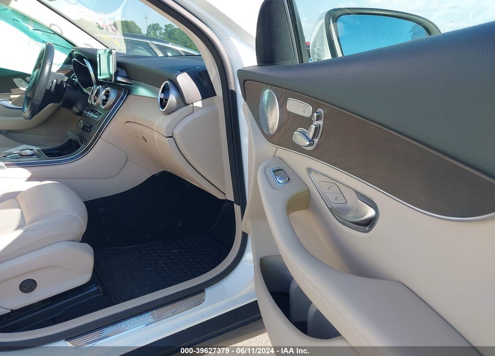2019 MERCEDES-BENZ GLC 300 4MATIC VIN: WDC0G4KB9KF641238