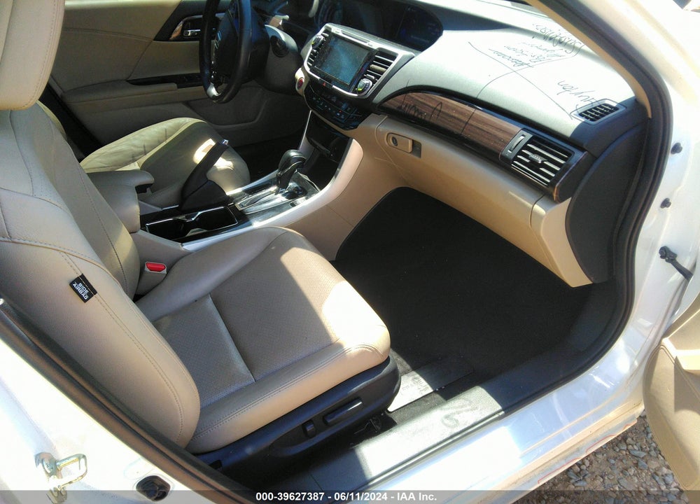 2016 HONDA ACCORD EX-L VIN: 1HGCR2F80GA110824