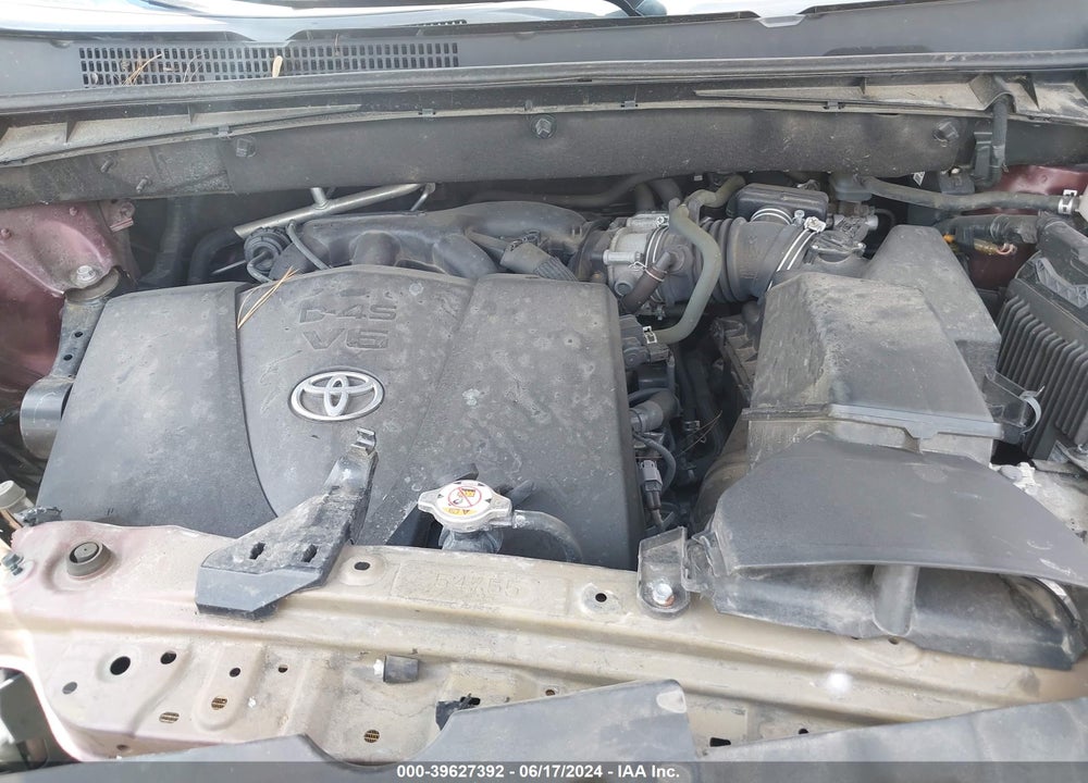 2019 TOYOTA HIGHLANDER LE PLUS VIN: 5TDBZRFH5KS953707