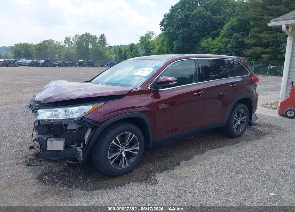 2019 TOYOTA HIGHLANDER LE PLUS VIN: 5TDBZRFH5KS953707