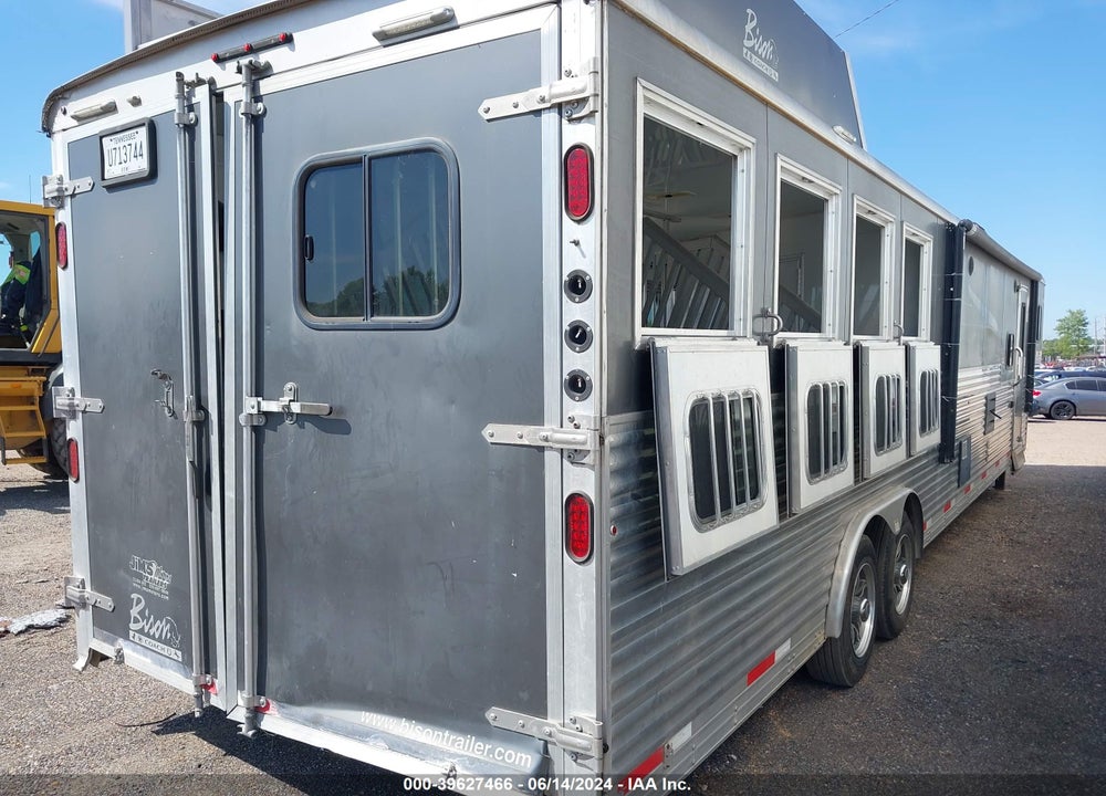 2015 BISON COACH TRAVEL TRAILER VIN: 51Y3C6N20F2005327