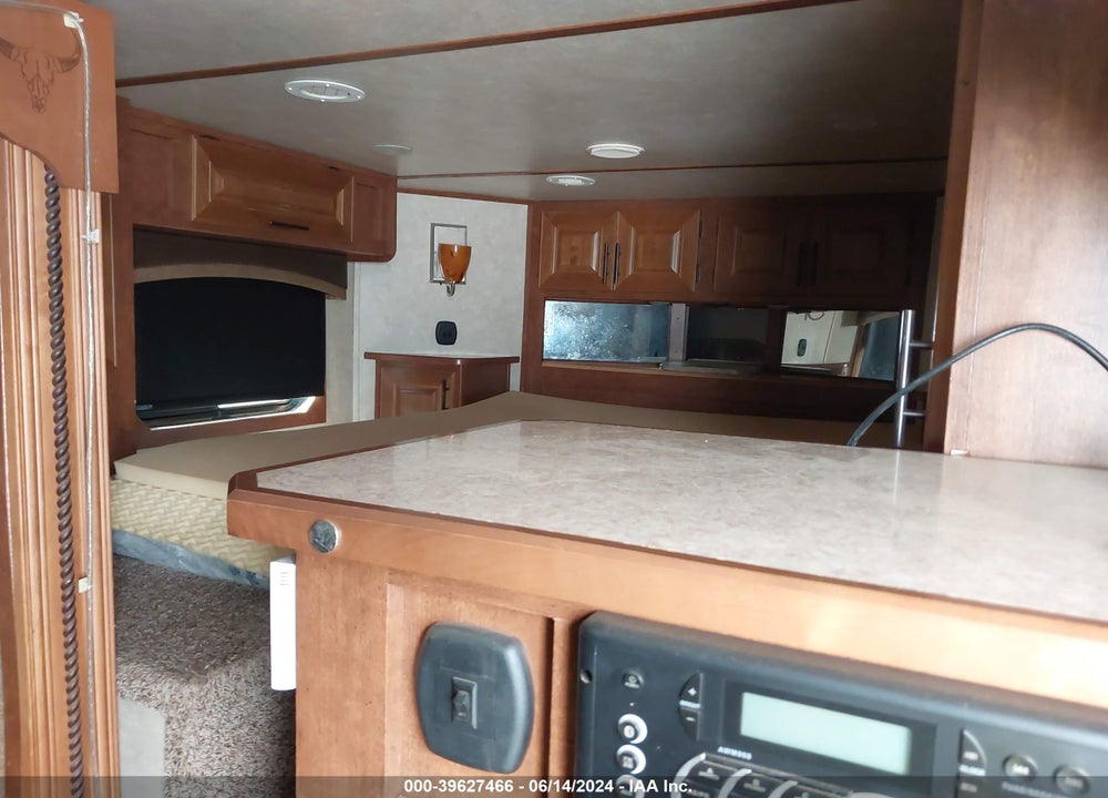 2015 BISON COACH TRAVEL TRAILER VIN: 51Y3C6N20F2005327