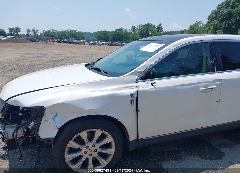 2013 LINCOLN MKT VIN: 2LMHJ5FK1DBL57018