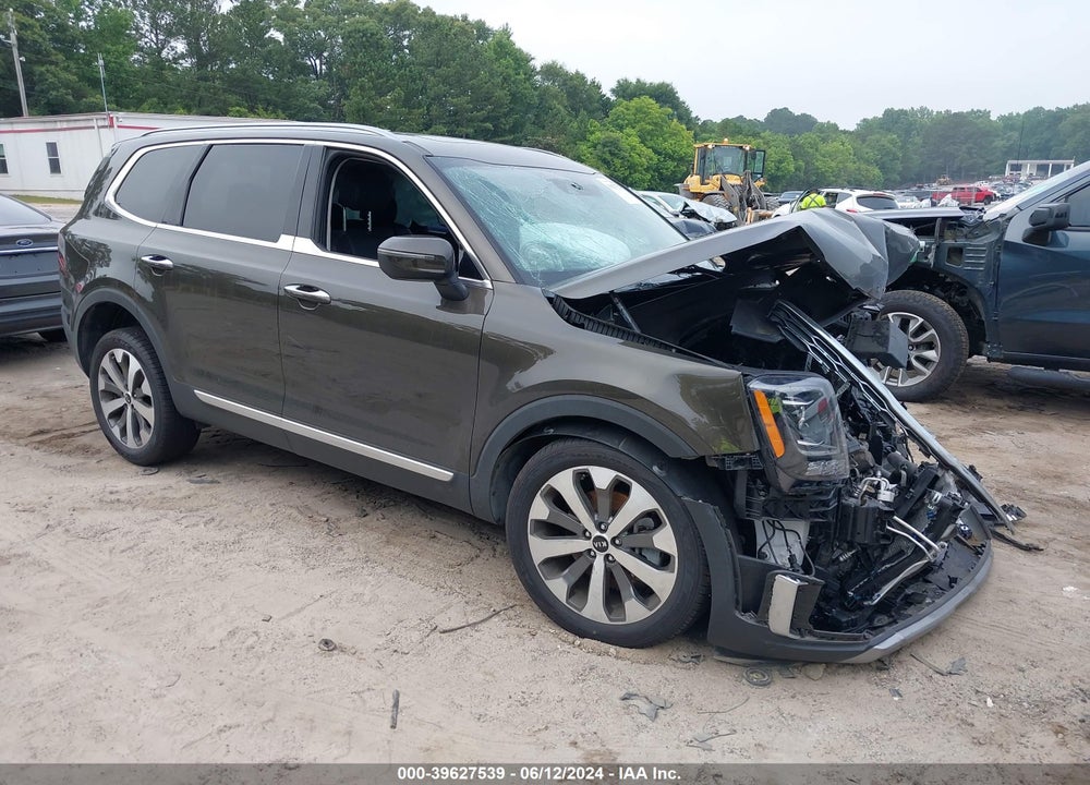 2020 KIA TELLURIDE S VIN: 5XYP64HC4LG009799