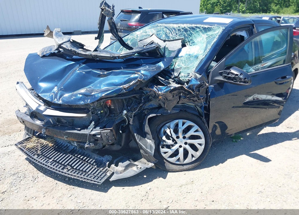 2019 TOYOTA COROLLA LE VIN: 2T1BURHEXKC195955