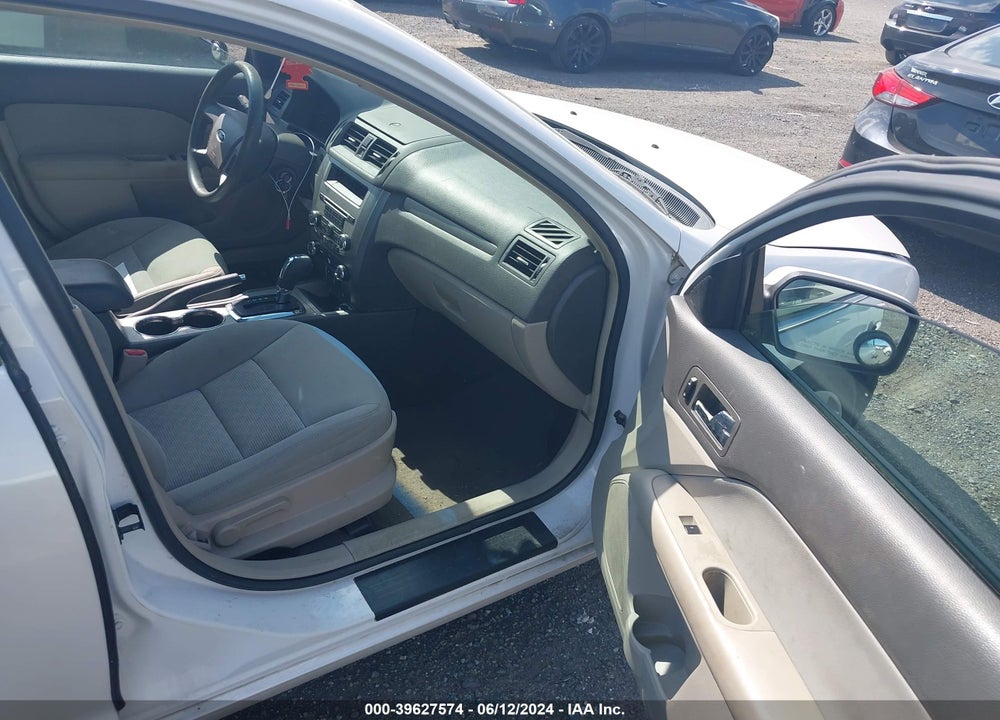 2010 FORD FUSION SE VIN: 3FAHP0HA1AR117007