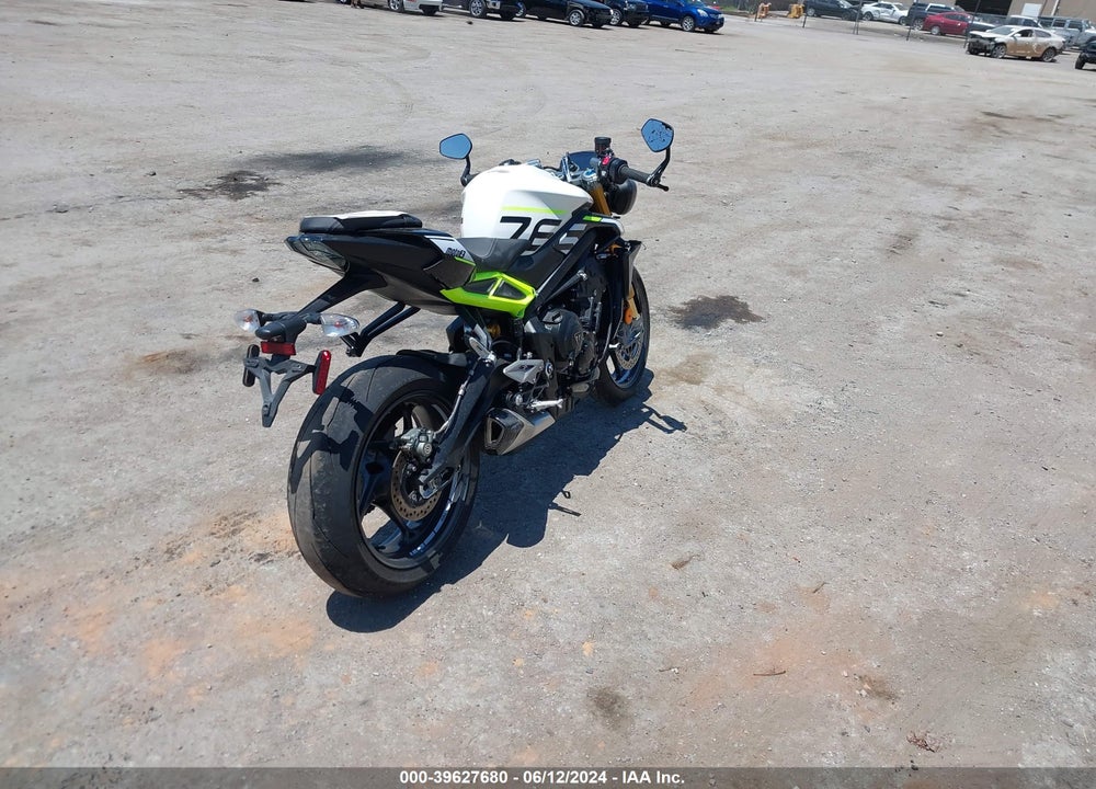 2024 TRIUMPH MOTORCYCLE STREET TRIPLE 765 MOTO2 EDITION VIN: SMTA624K5RTBL5257