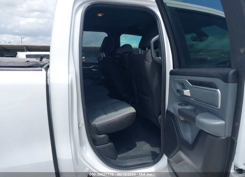 2023 RAM 1500 VIN: 1C6RREBG1PN593232