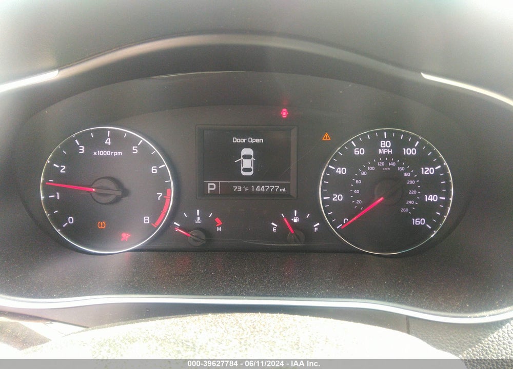 2016 KIA CADENZA VIN: KNALN4D73G5221552