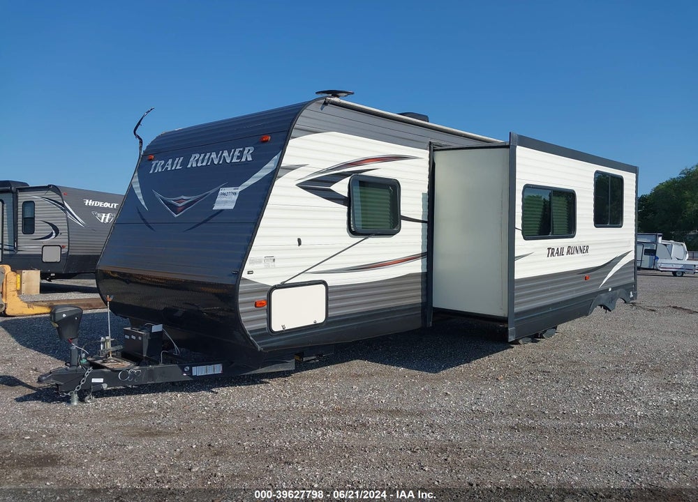 2019 HEARTLAND TRAIL RUNNER VIN: 5SFEB3328KE390881