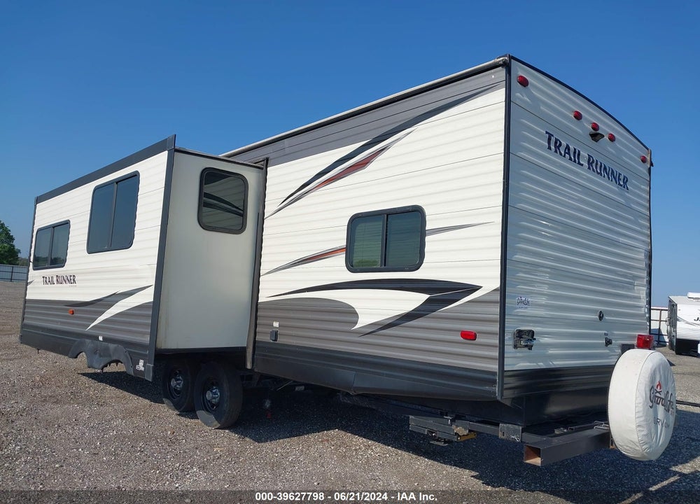 2019 HEARTLAND TRAIL RUNNER VIN: 5SFEB3328KE390881