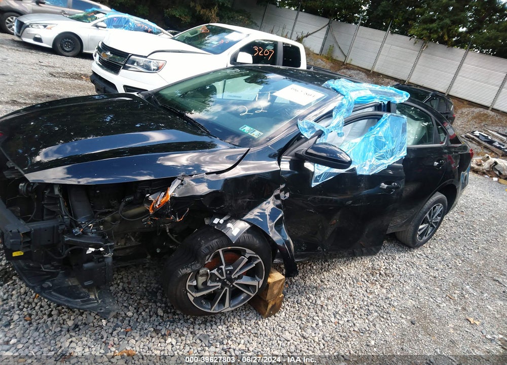 2023 KIA FORTE LXS VIN: 3KPF24AD2PE641701