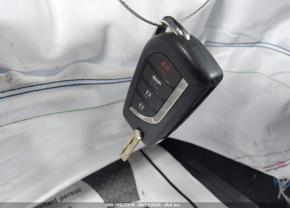 2021 TOYOTA COROLLA LE VIN: 5YFEPMAE8MP191049