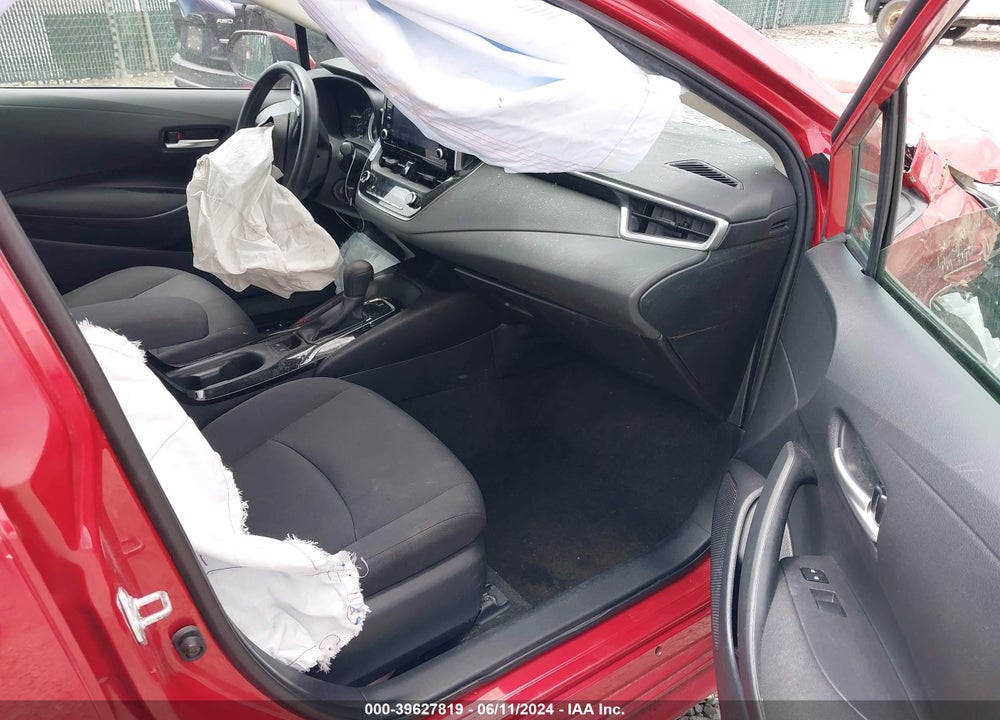 2021 TOYOTA COROLLA LE VIN: 5YFEPMAE8MP191049