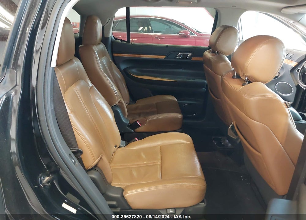 2011 LINCOLN MKT VIN: 2LMHJ5AR9BBJ51317