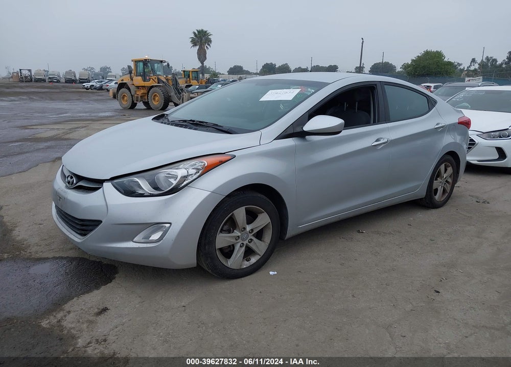 2013 HYUNDAI ELANTRA GLS VIN: KMHDH4AE9DU011102