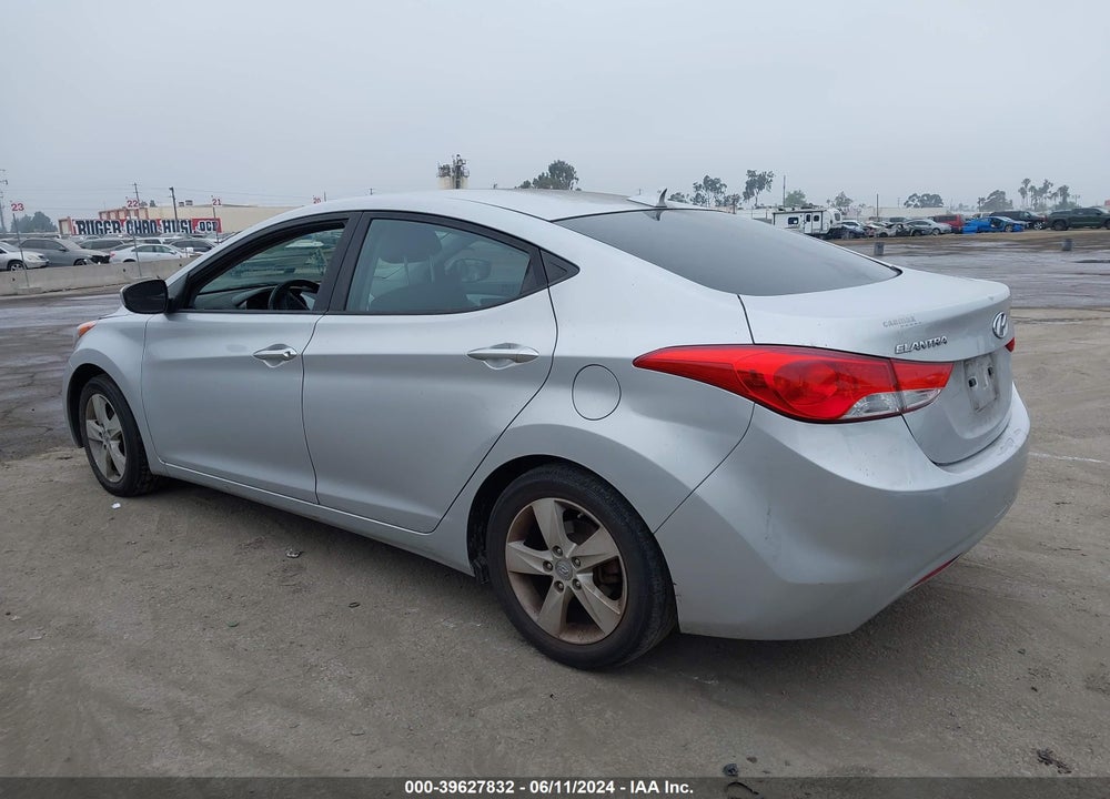 2013 HYUNDAI ELANTRA GLS VIN: KMHDH4AE9DU011102