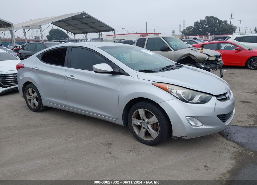 2013 HYUNDAI ELANTRA GLS VIN: KMHDH4AE9DU011102