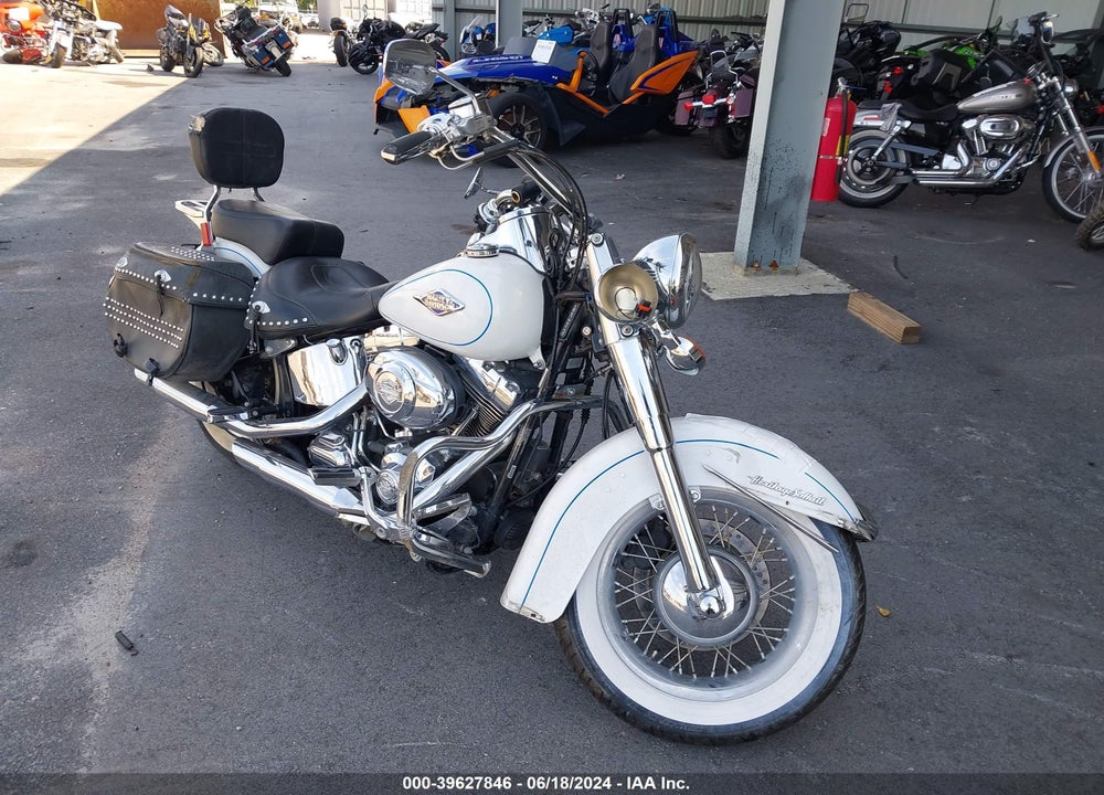 2012 HARLEY-DAVIDSON FLSTC HERITAGE SOFTAIL CLASSIC VIN: 1HD1BWV1XCB014692