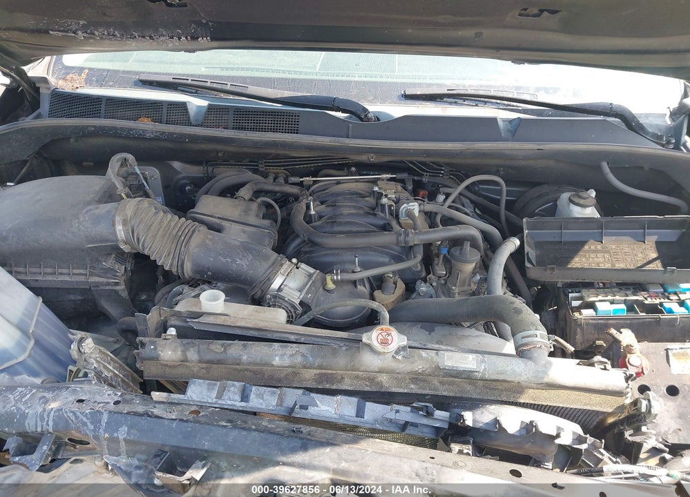 2018 TOYOTA TUNDRA SR5 5.7L V8 VIN: 5TFDW5F12JX757097