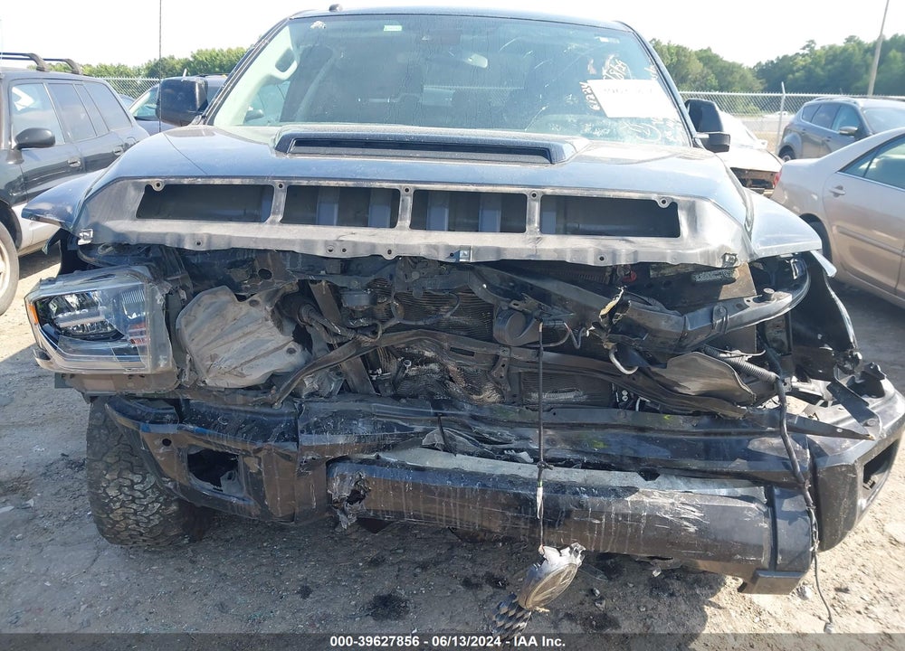 2018 TOYOTA TUNDRA SR5 5.7L V8 VIN: 5TFDW5F12JX757097