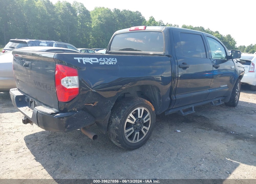 2018 TOYOTA TUNDRA SR5 5.7L V8 VIN: 5TFDW5F12JX757097