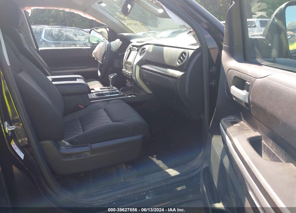 2018 TOYOTA TUNDRA SR5 5.7L V8 VIN: 5TFDW5F12JX757097
