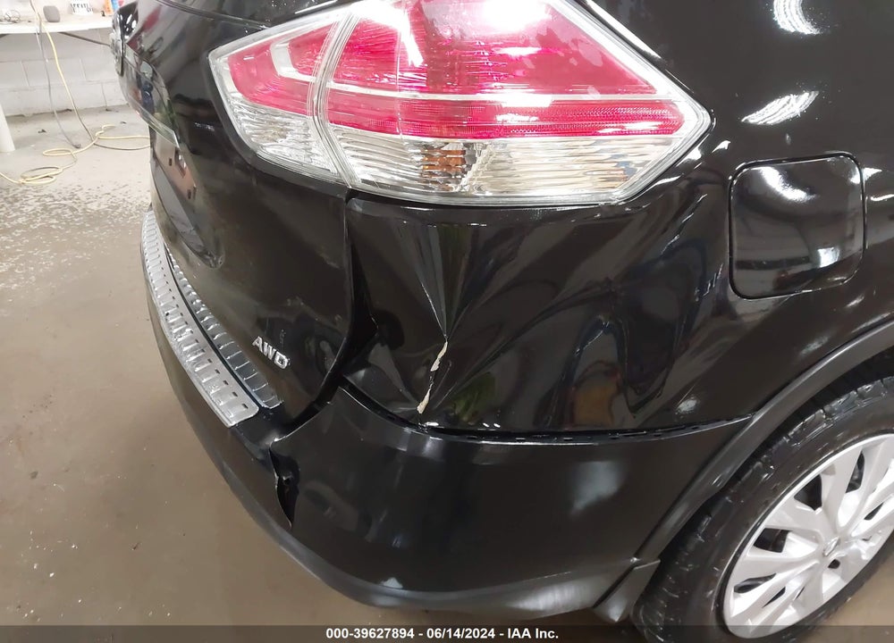2015 NISSAN ROGUE S VIN: 5N1AT2MV8FC926534