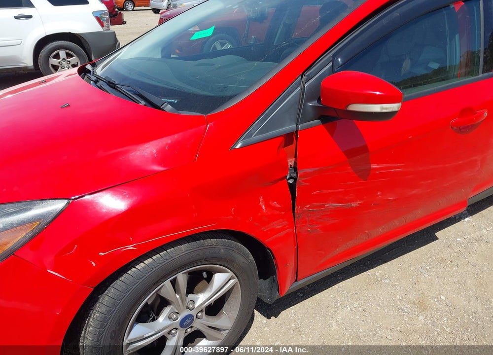 2014 FORD FOCUS SE VIN: 1FADP3F27EL221582