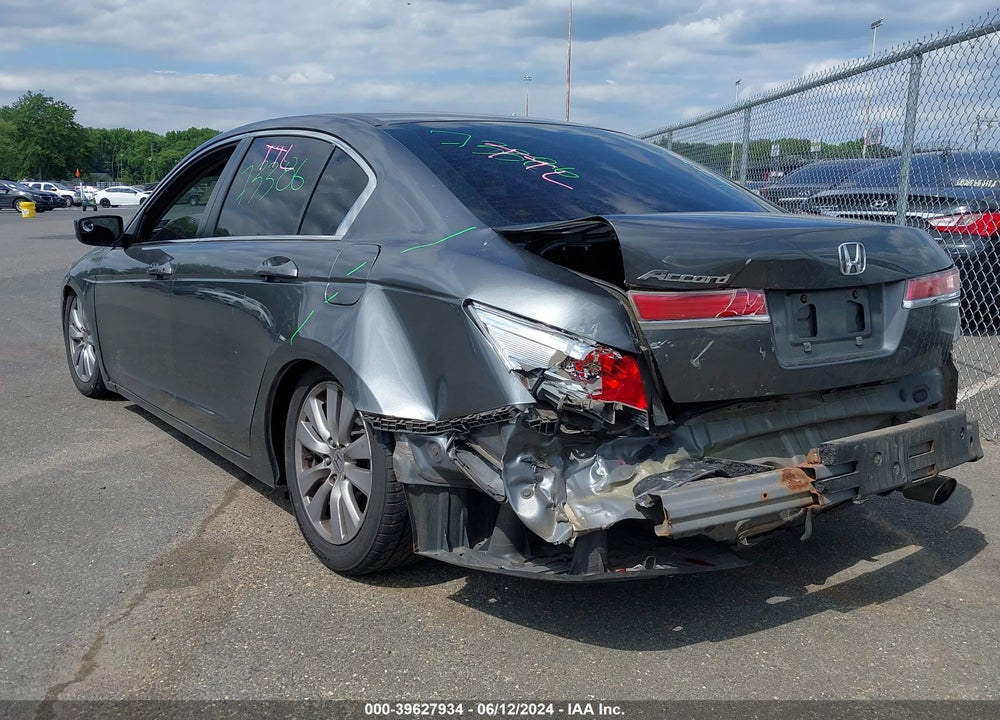 2011 HONDA ACCORD 2.4 LX-P VIN: 1HGCP2F47BA025412