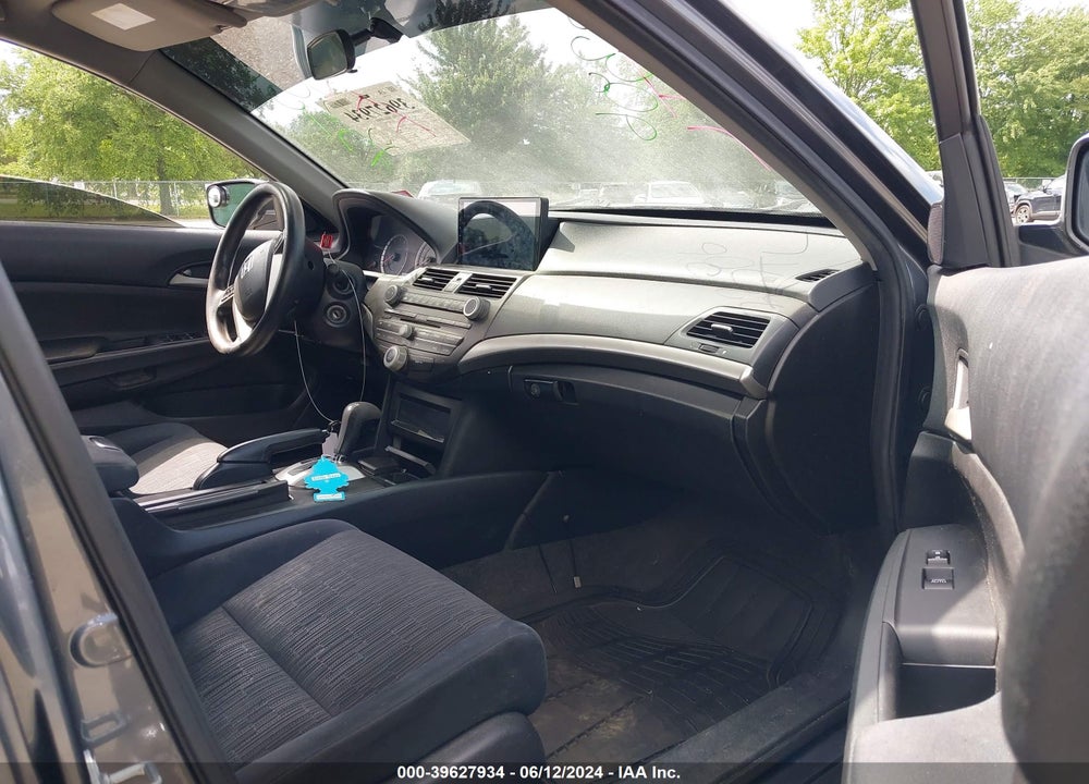 2011 HONDA ACCORD 2.4 LX-P VIN: 1HGCP2F47BA025412