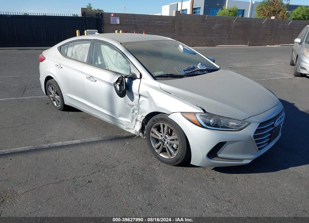2017 HYUNDAI ELANTRA SE VIN: 5NPD84LF7HH153250