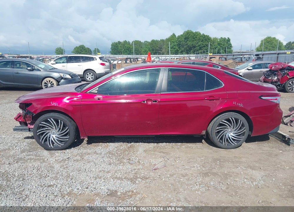 2020 TOYOTA CAMRY LE VIN: 4T1C11AK0LU380532