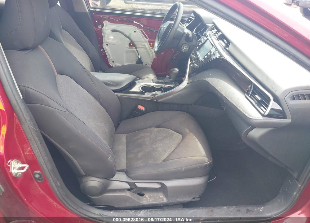 2020 TOYOTA CAMRY LE VIN: 4T1C11AK0LU380532