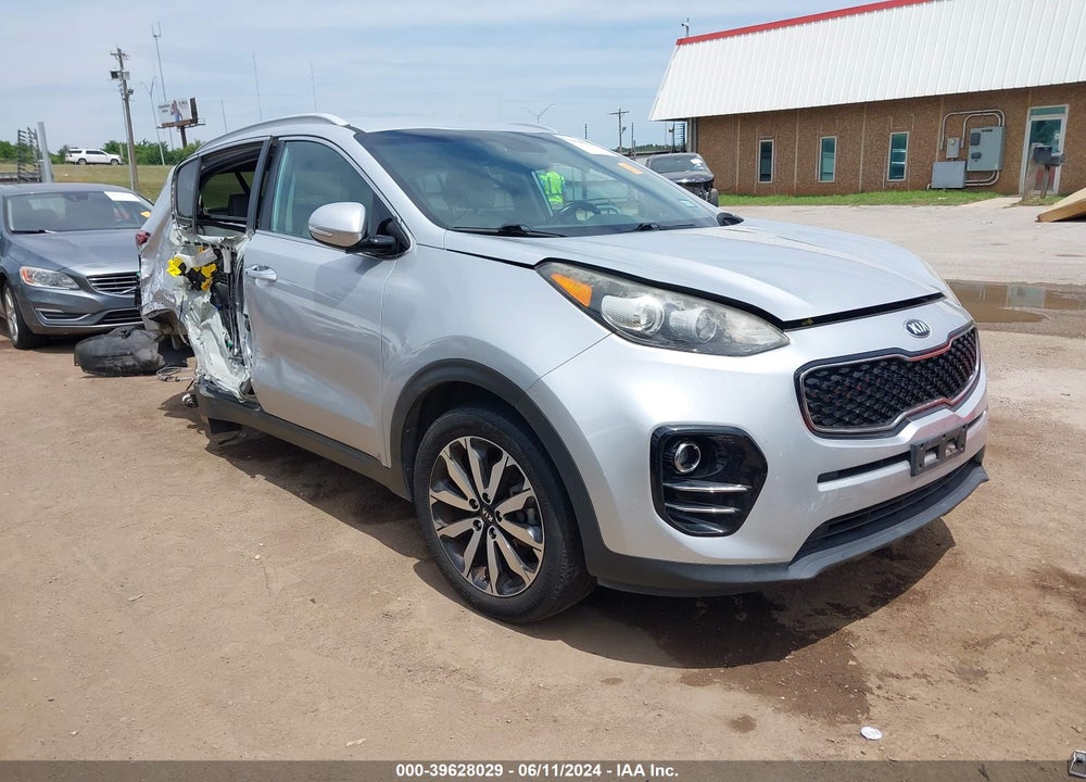 2018 KIA SPORTAGE EX VIN: KNDPN3AC8J7303059