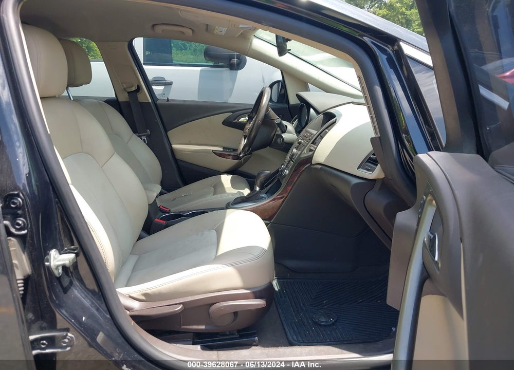 2014 BUICK VERANO VIN: 1G4PP5SKXE4136640