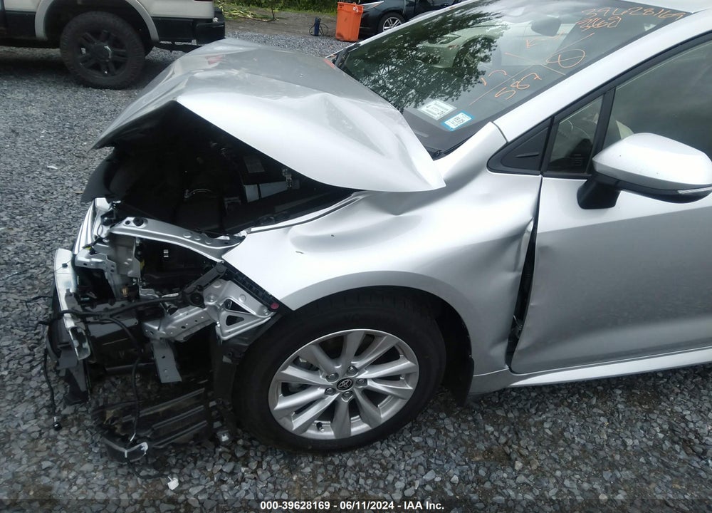 2024 TOYOTA COROLLA SE VIN: JTND4MBEXR3230108